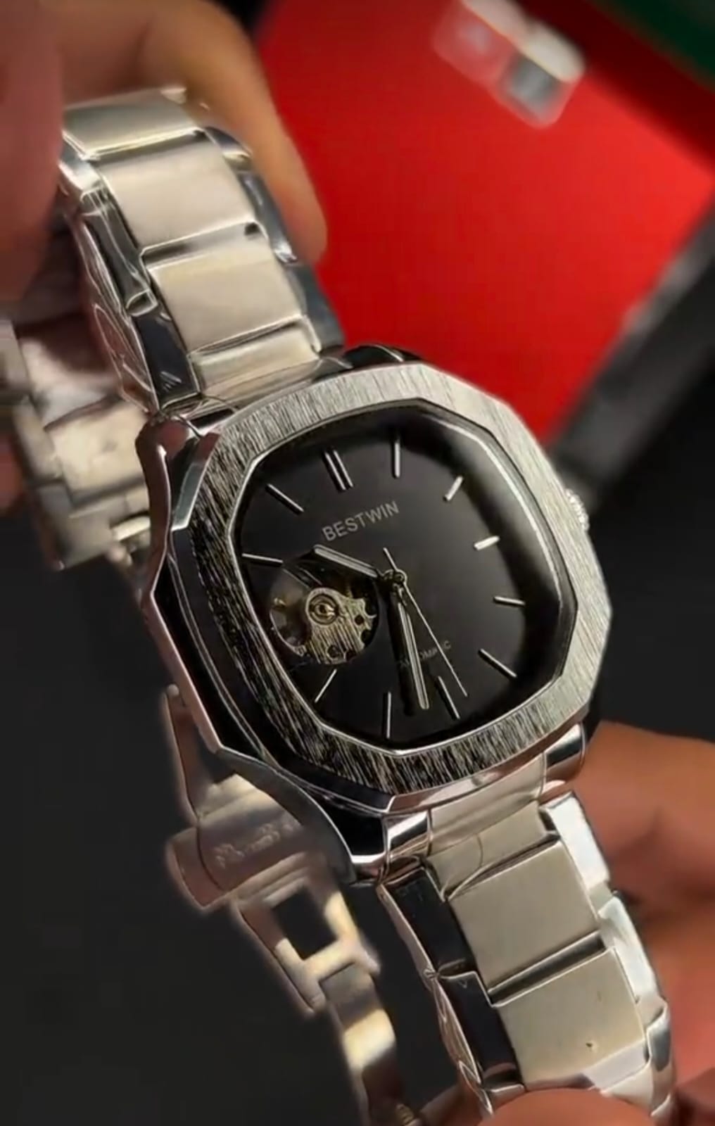 BESTWIN Automatic Luxury Watch – Silver Edition